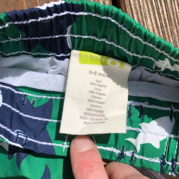 Crazy 8 shark swim trunks - Picture 4 of 4